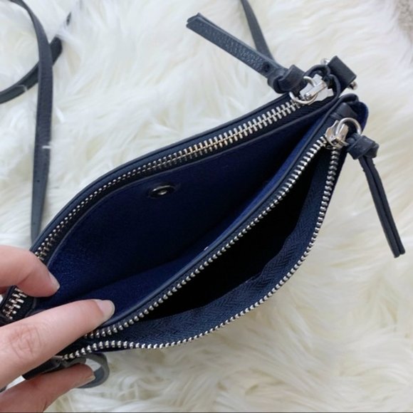 Old Navy Blue Velvet Chevron Crossbody Bag - Picture 8 of 12